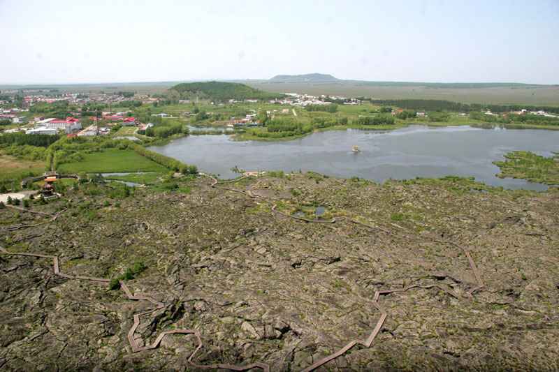 药泉湖景区